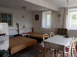 Prodej rodinného domu, Klučenice, 70 m2