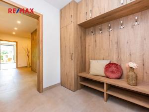 Pronájem rodinného domu, Praha - Klánovice, Smidarská, 118 m2