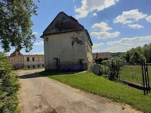 Prodej zemědělské usedlosti, Křečovice, 549 m2