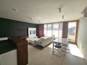 Prodej bytu 3+kk, Zlín, Zarámí, 86 m2