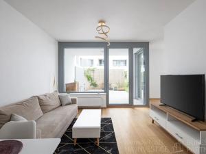 Pronájem bytu 2+kk, Praha - Jinonice, Walterovo náměstí, 49 m2
