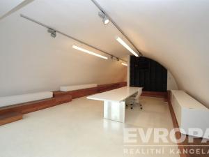 Pronájem obchodního prostoru, Praha - Holešovice, Na Maninách, 250 m2