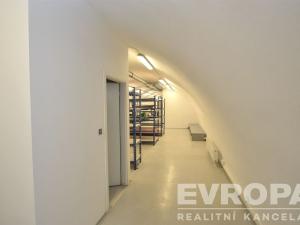 Pronájem obchodního prostoru, Praha - Holešovice, Na Maninách, 250 m2