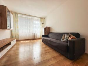 Pronájem bytu 2+kk, Praha - Stodůlky, Bronzová, 45 m2