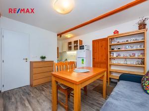 Prodej chaty, Roztoky, 37 m2