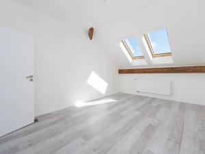 Prodej bytu 3+kk, Oslavany, Hlavní, 86 m2
