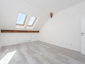 Prodej bytu 3+kk, Oslavany, Hlavní, 86 m2