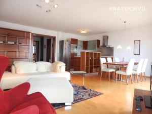 Pronájem bytu 3+kk, Praha - Podolí, Na hřebenech II, 119 m2