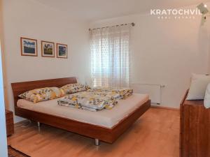 Pronájem bytu 3+kk, Praha - Podolí, Na hřebenech II, 119 m2