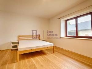 Prodej rodinného domu, Kunžak, 380 m2