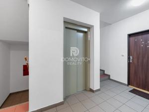 Prodej bytu 2+kk, Liberec, Duhová, 62 m2
