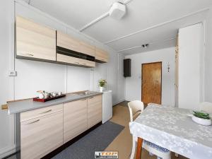 Prodej zahrady, Kadaň, 360 m2