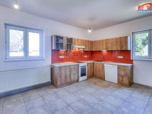 Prodej rodinného domu, Praha - Dolní Měcholupy, Pod hřištěm, 172 m2