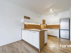 Pronájem bytu 2+kk, Olomouc, Edvarda Beneše, 82 m2