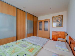 Prodej bytu 3+1, Dolní Benešov, 75 m2