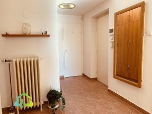 Pronájem bytu 4+1, Praha - Střešovice, Farní, 100 m2