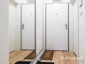 Pronájem bytu 2+kk, Horoměřice, Velvarská, 53 m2