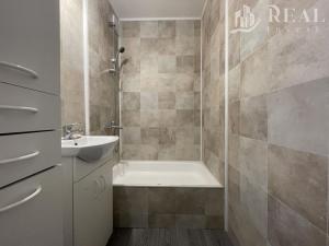 Prodej bytu 1+kk, Teplice - Trnovany, Krušnohorská, 34 m2