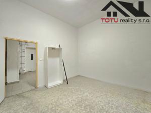 Pronájem kanceláře, Černožice, 400 m2