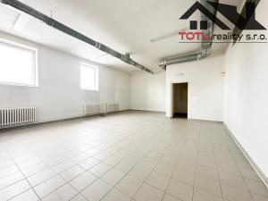 Pronájem kanceláře, Černožice, 400 m2