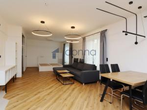 Pronájem bytu 1+kk, Praha, Bělocerkevská, 62 m2
