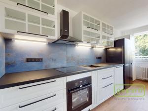 Prodej bytu 3+1, Teplice - Trnovany, Trnovanská, 66 m2