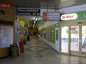 Pronájem obchodního prostoru, Praha, 42 m2