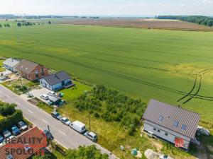 Prodej pozemku pro bydlení, Moravany - Moravanský, 643 m2