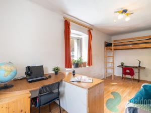 Prodej činžovního domu, Husinec, 150 m2