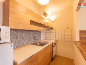Prodej bytu 2+kk, Praha - Záběhlice, Púchovská, 47 m2
