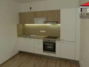 Prodej bytu 3+1, Praha - Lochkov, Cementářská, 88 m2