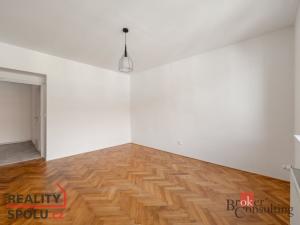 Pronájem bytu 3+1, Praha - Vršovice, Petrohradská, 70 m2