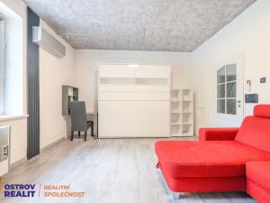 Prodej bytu 1+1, Šumperk, Bří. Čapků, 45 m2