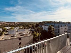 Pronájem bytu 2+kk, Praha - Motol, Jeřabinová, 44 m2