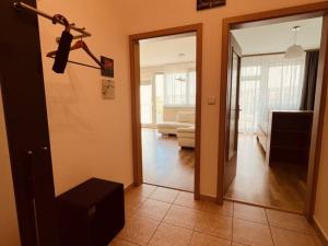 Pronájem bytu 2+kk, Praha - Motol, Jeřabinová, 44 m2