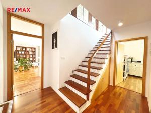 Prodej rodinného domu, Praha - Klánovice, Dohalická, 270 m2