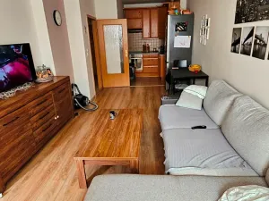 Pronájem bytu 2+kk, Praha - Hlubočepy, Voskovcova, 45 m2
