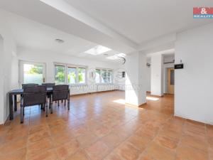 Prodej rodinného domu, Šumice, 263 m2