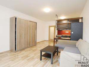 Pronájem bytu 1+kk, Praha - Strašnice, Zvěřinova, 38 m2