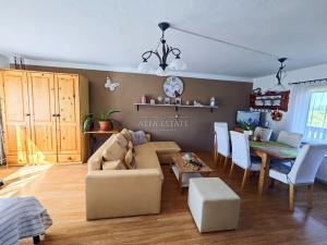 Prodej rodinného domu, Šemnice, 261 m2