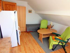 Prodej rodinného domu, Šemnice, 261 m2
