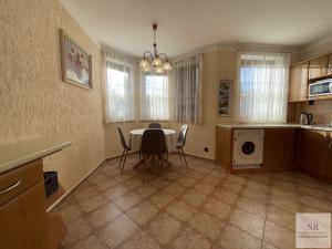 Prodej rodinného domu, Karlovy Vary, K Letišti, 160 m2