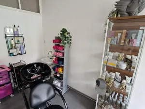 Pronájem obchodního prostoru, Třebíč, V. Nezvala, 46 m2