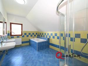 Pronájem rodinného domu, Praha - Miškovice, Před skálou, 135 m2