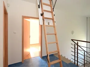 Pronájem rodinného domu, Praha - Miškovice, Před skálou, 135 m2