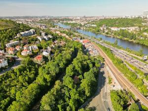 Prodej kanceláře, Praha - Hlubočepy, Nad konečnou, 250 m2