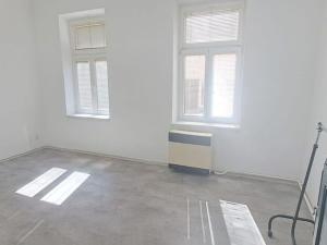 Pronájem bytu 2+kk, Jihlava, U Dvora, 53 m2