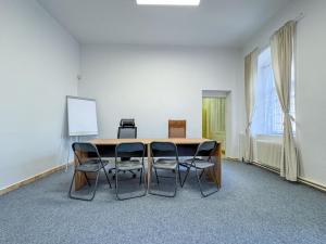 Pronájem kanceláře, Mnichovo Hradiště, Masarykovo náměstí, 58 m2