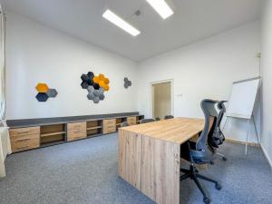 Pronájem kanceláře, Mnichovo Hradiště, Masarykovo náměstí, 58 m2