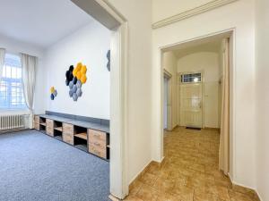 Pronájem kanceláře, Mnichovo Hradiště, Masarykovo náměstí, 58 m2
